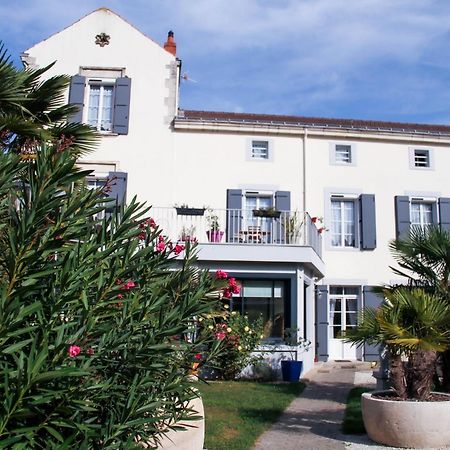 La Maison De Venus Lucon Exterior photo